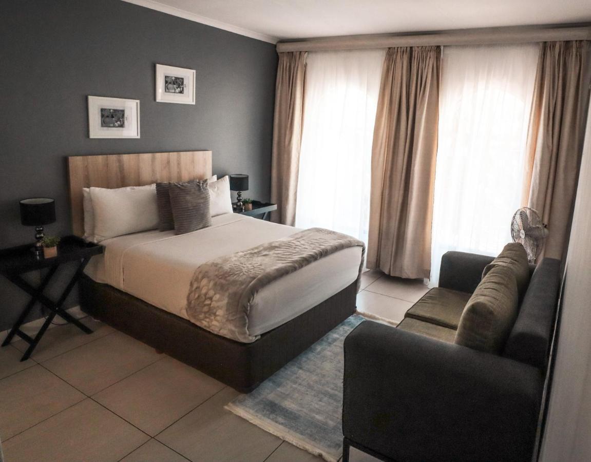 Menlyn Maine: The Exquisite Lunette Pretoria-Noord Eksteriør billede
