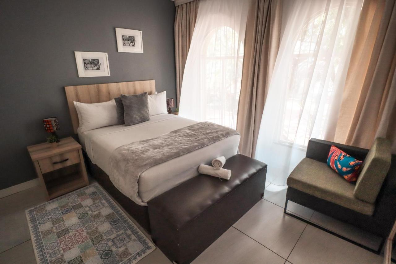 Menlyn Maine: The Exquisite Lunette Pretoria-Noord Eksteriør billede